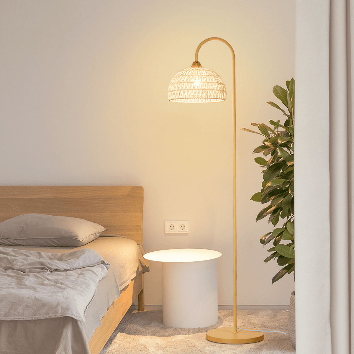 Tor Minimalistische Stehleuchte Beige