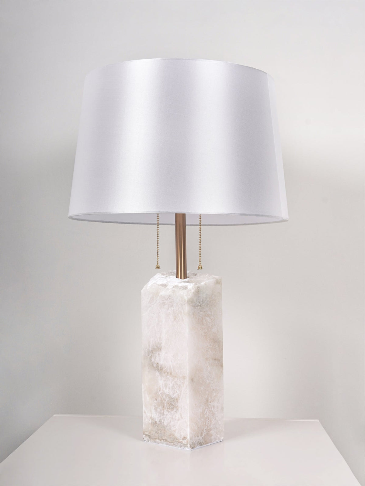 Gaveth Minimalistische Tischleuchte aus Alabaster