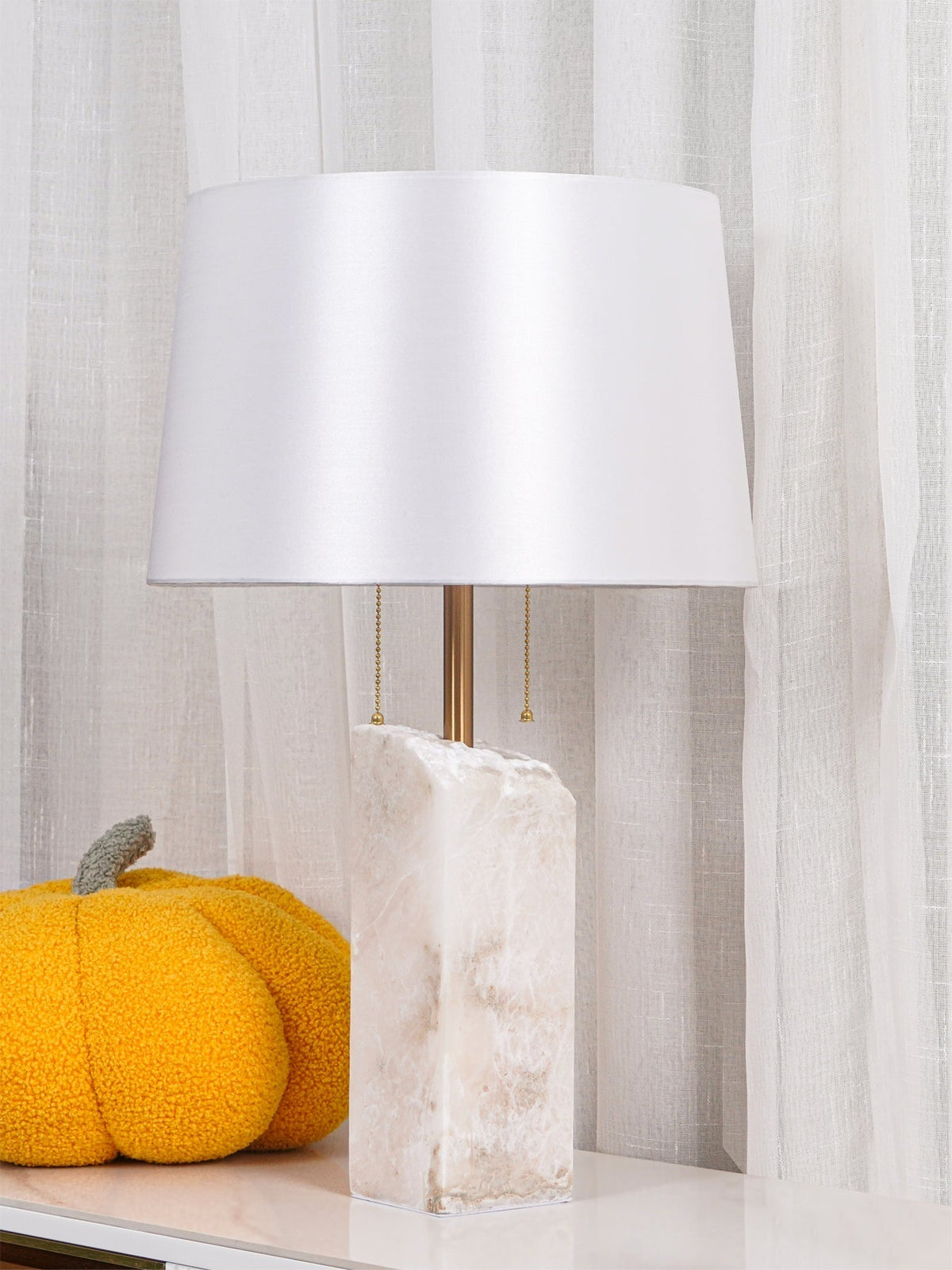 Gaveth Minimalistische Tischleuchte aus Alabaster