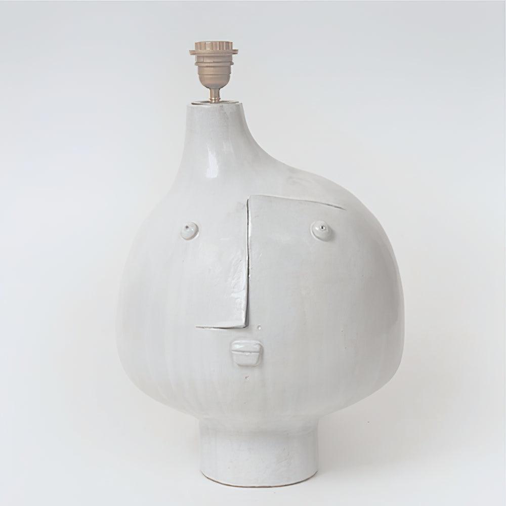 Riveina moderne Tischleuchte aus Kunstharz
