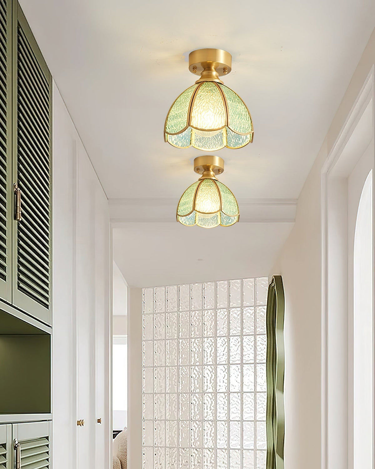 Nexo Tiffany-Stil-Deckenleuchte mit farbigem Bleiglas-Lampenschirm