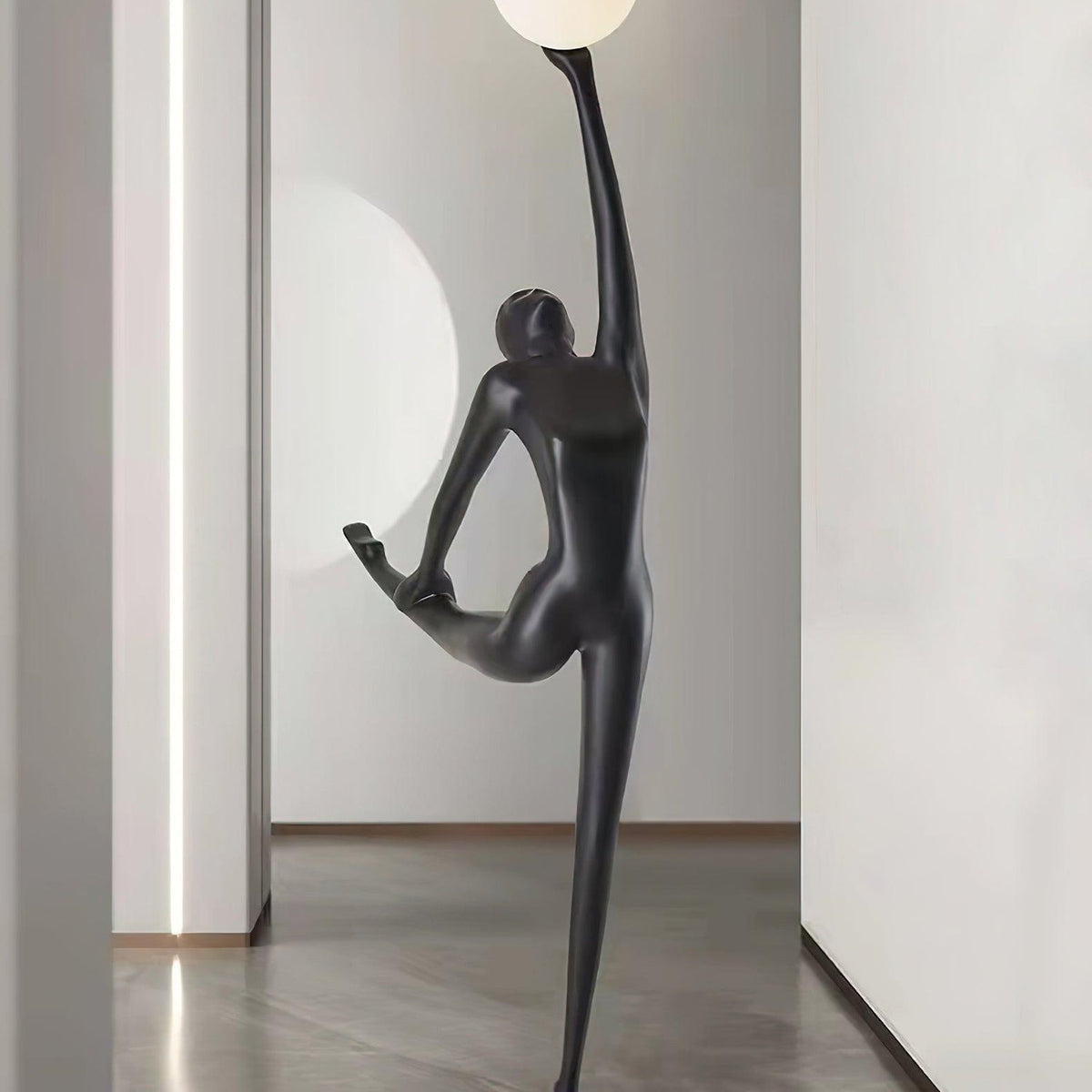 Lyrielle Ballerina Schwarz Stehleuchte