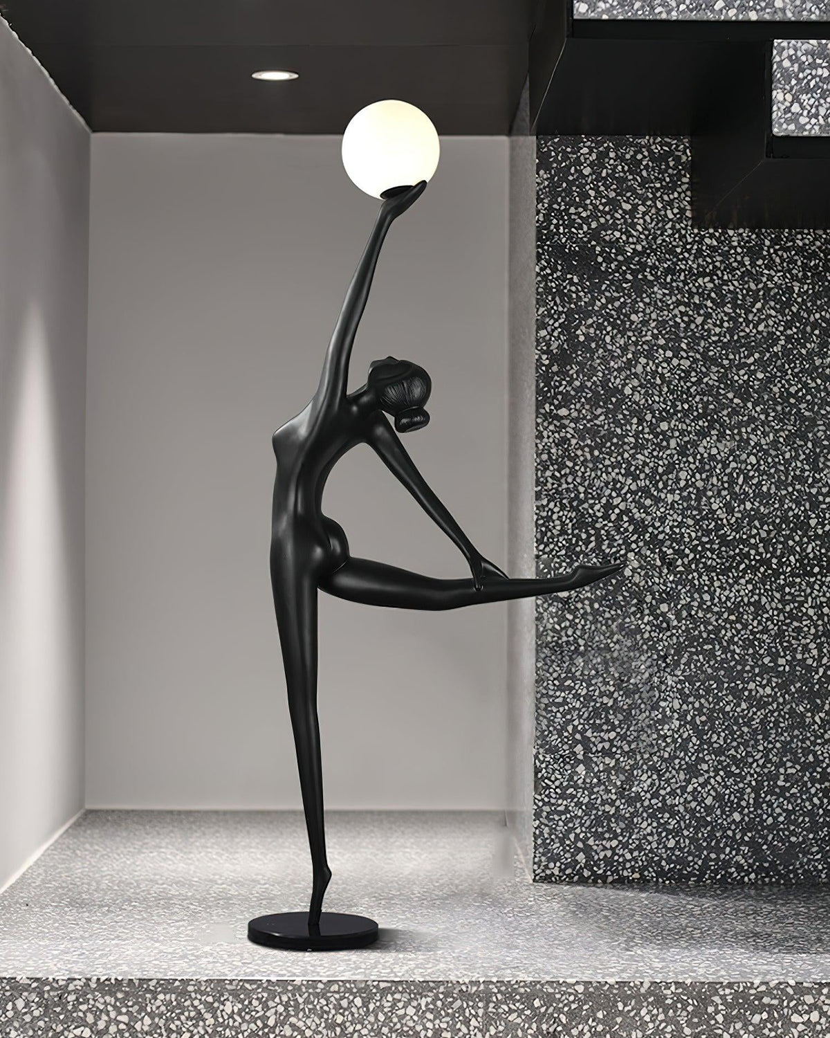 Lyrielle Ballerina Schwarz Stehleuchte