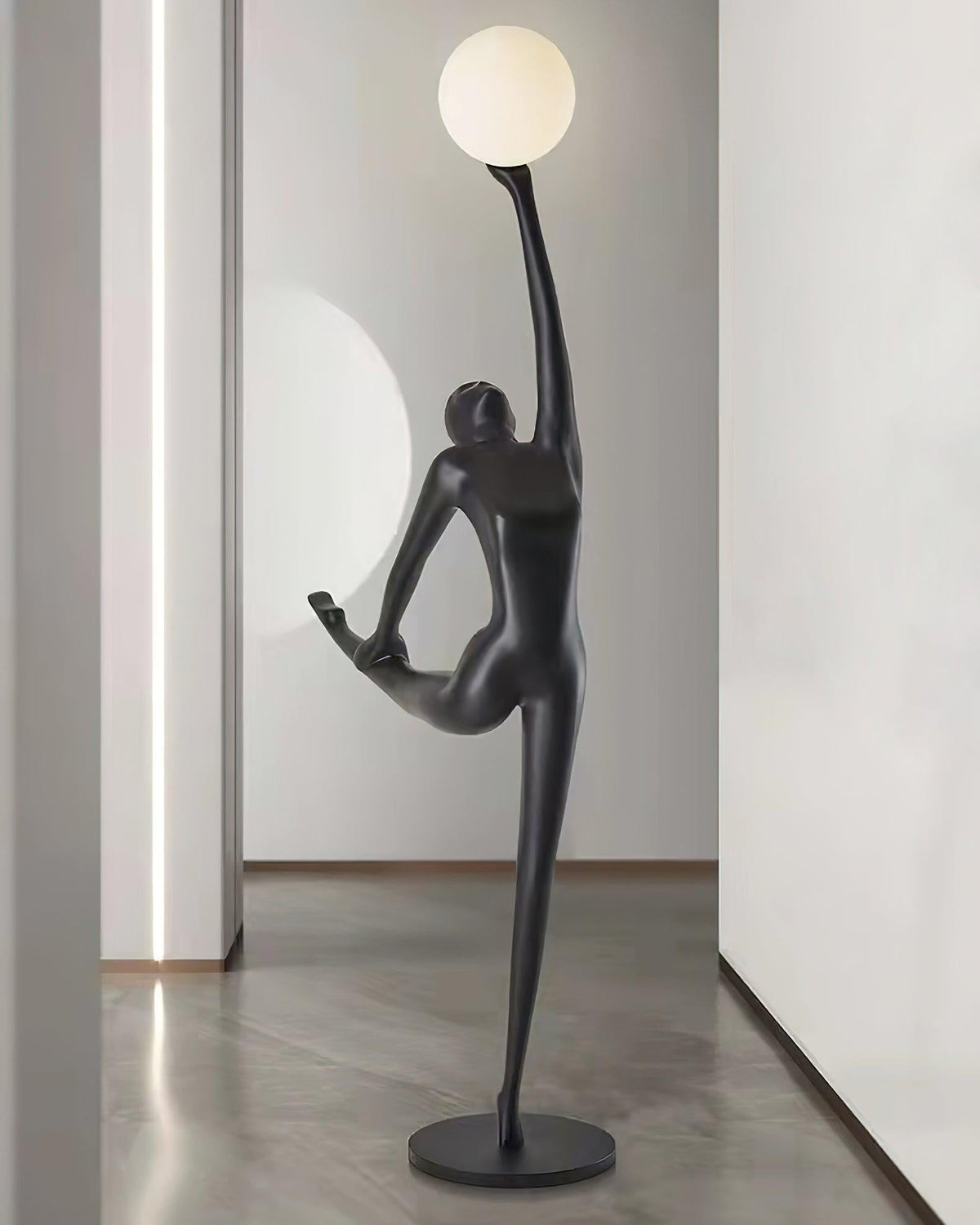 Lyrielle Ballerina Schwarz Stehleuchte