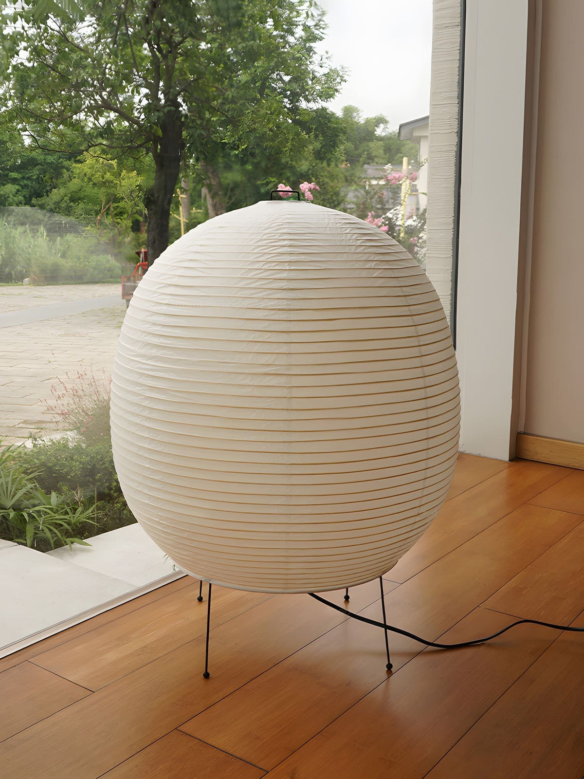 Lunaella Tischleuchte aus Mispelpapier in Laternenform