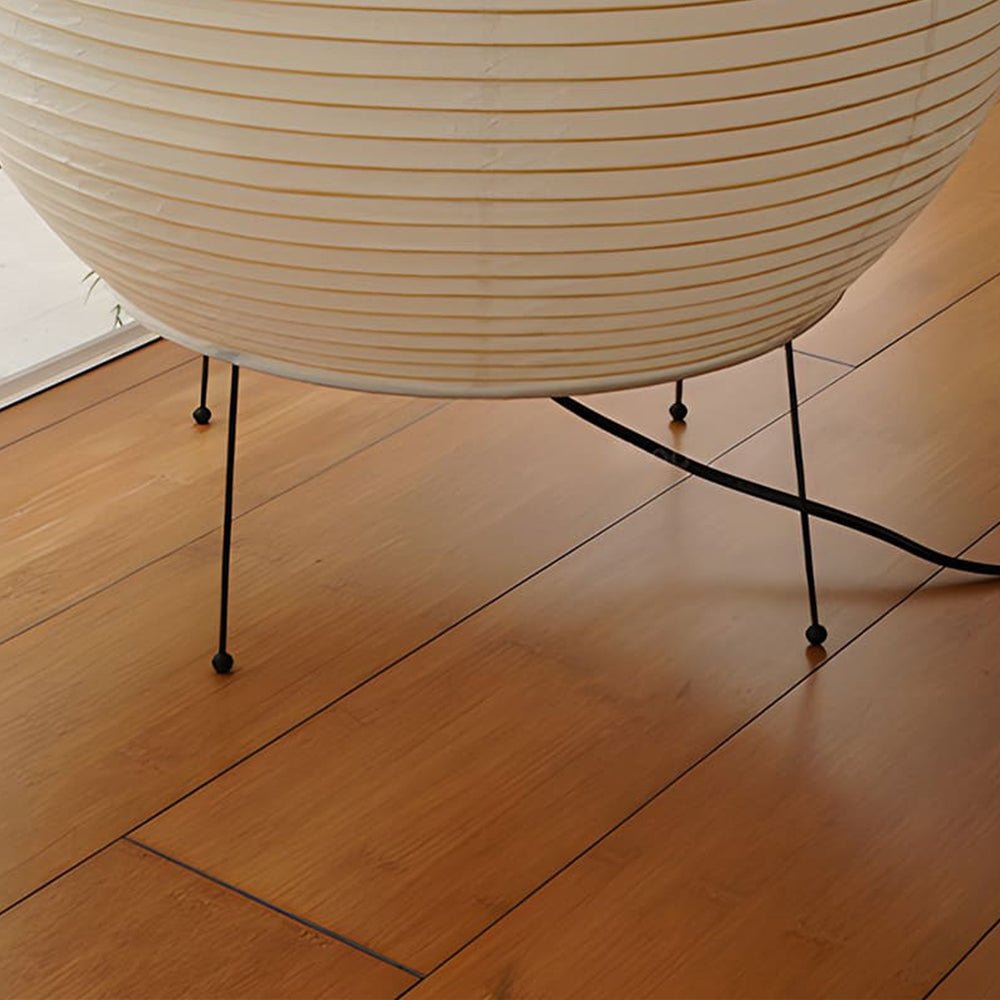 Lunaella Tischleuchte aus Mispelpapier in Laternenform