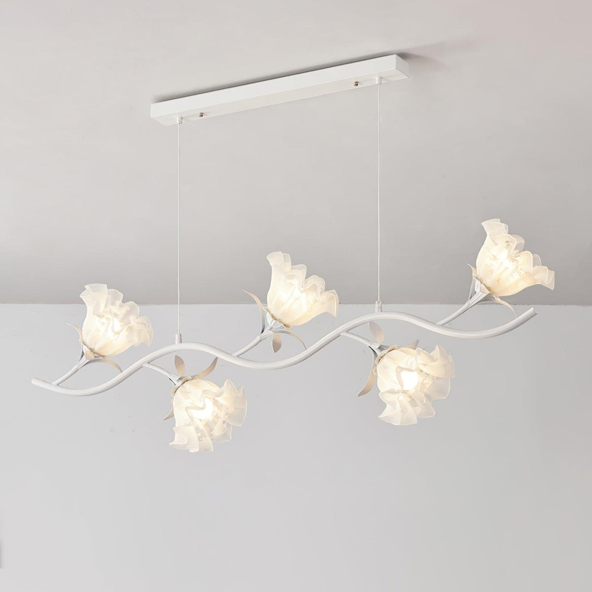 Liorareon Kronleuchter Floral Milchglas