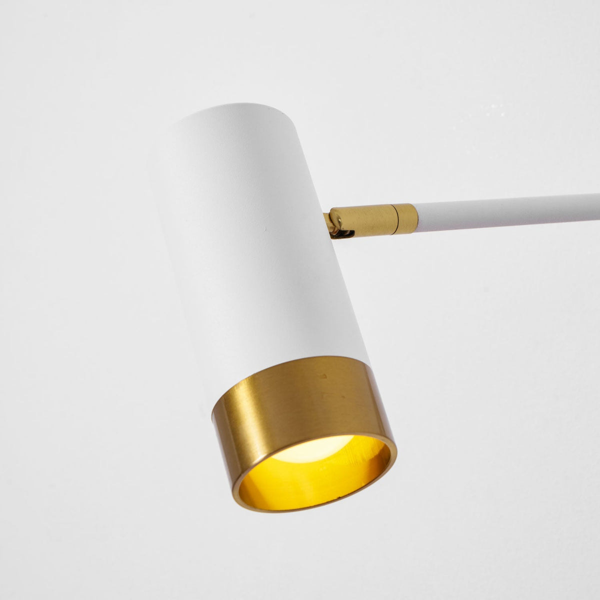 Seloelia Ridge Arm Wandleuchte mit Stecker