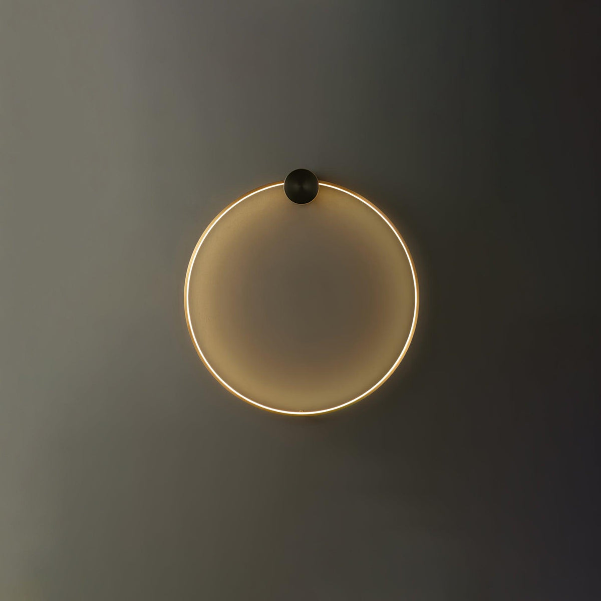 Oriaenne Wandleuchte modern minimalistisch ringförmig LED aus Metall in Messing