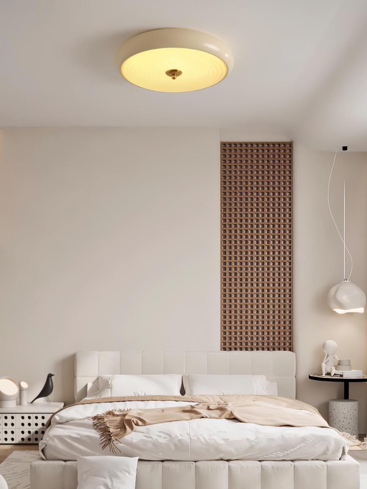 Utheara zeitgenössische minimalistische Deckenleuchte aus Milchglas in Creme