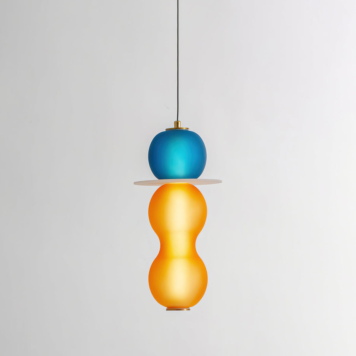 Lioririse Pendelleuchte aus farbigem Glas modern