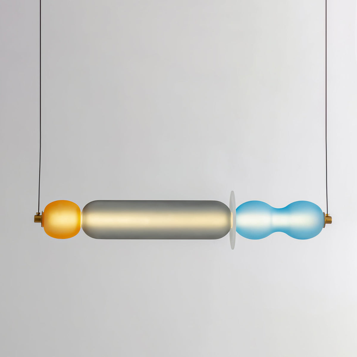 Lioririse Pendelleuchte aus farbigem Glas modern