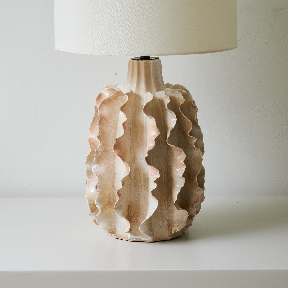 Charles luxuriöse Keramik-Tischlampe