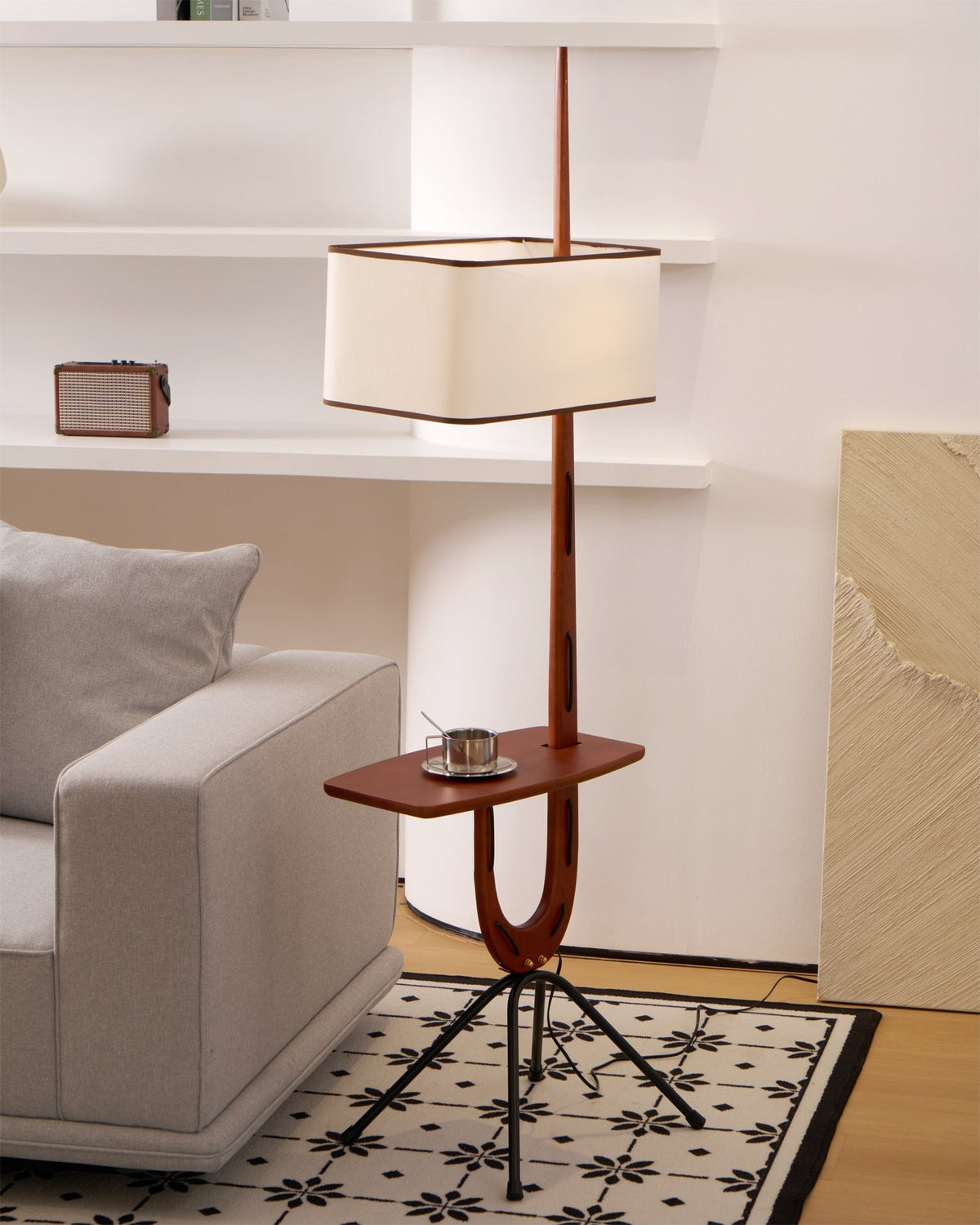 Vemara Mid-Century-Stil Stehleuchte aus Holz