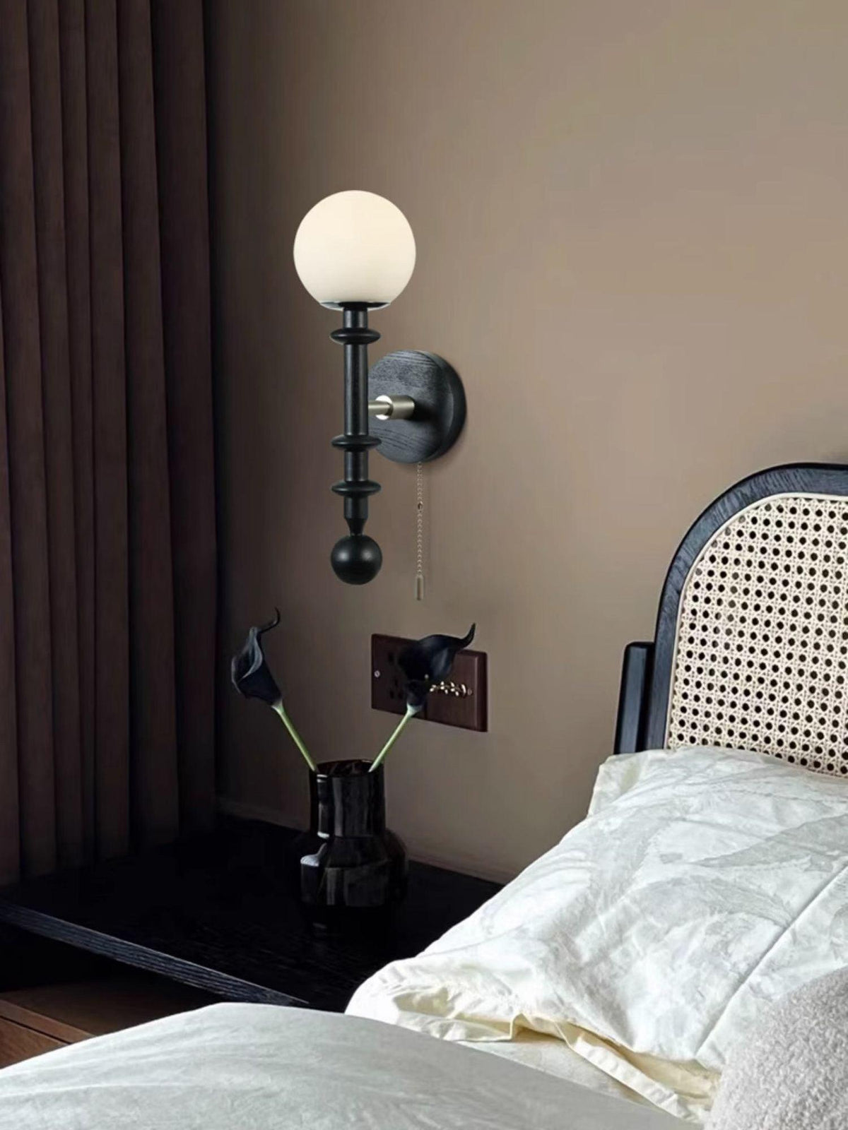 Elmiror Elegance Römische Säule Glas-Wandleuchte aus Holz, und