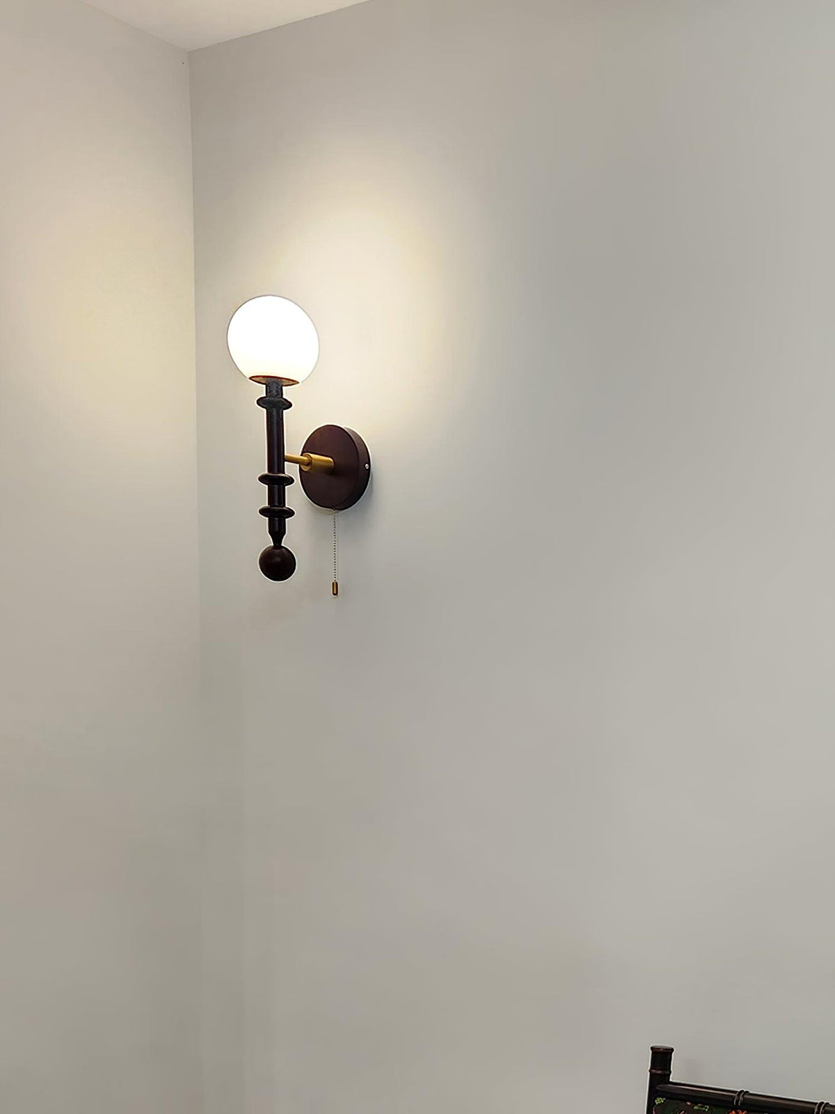Elmiror Elegance Römische Säule Glas-Wandleuchte aus Holz, und