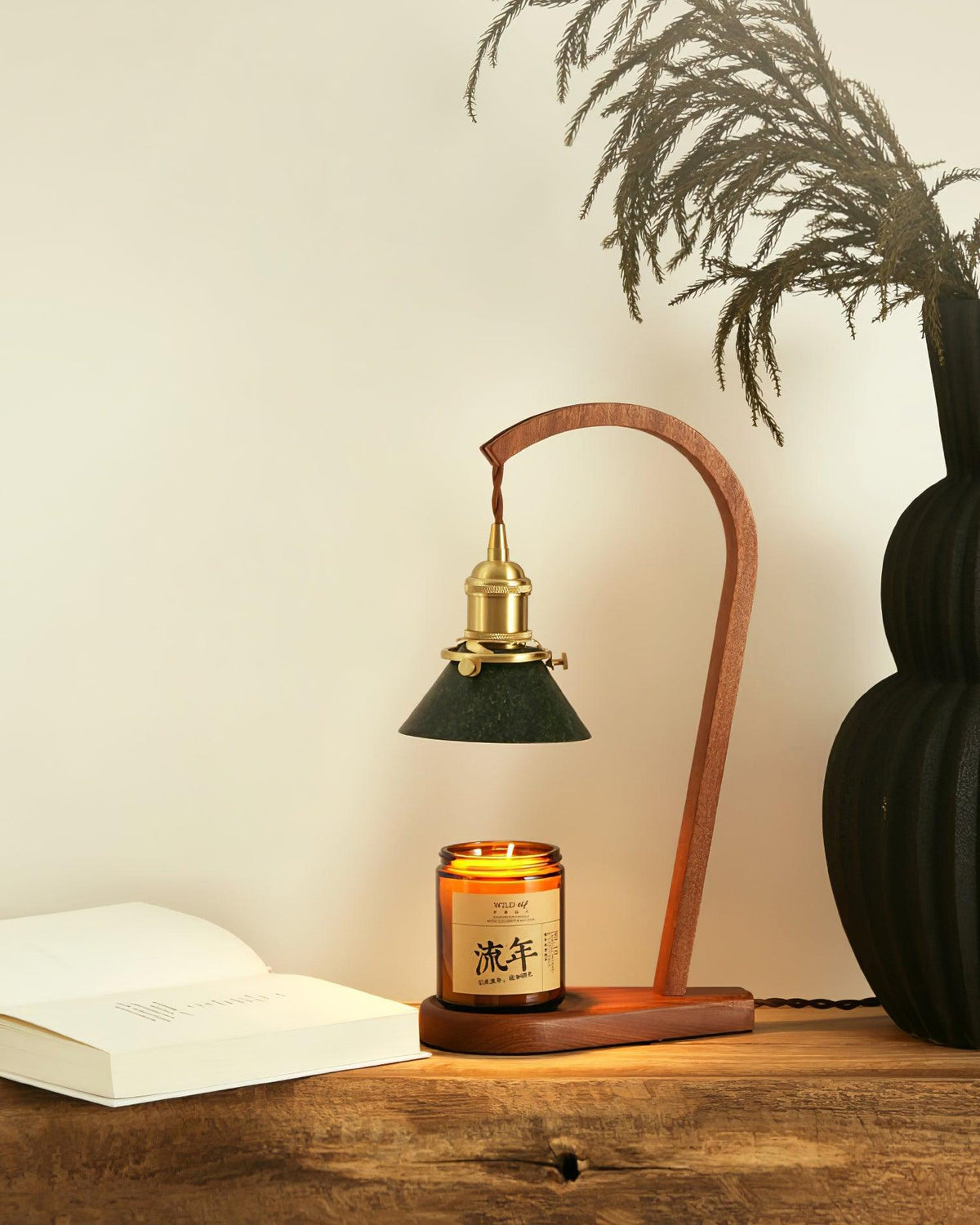 Aldorira Tischlampe aus Holz im Mid-Century-Moderner Stil