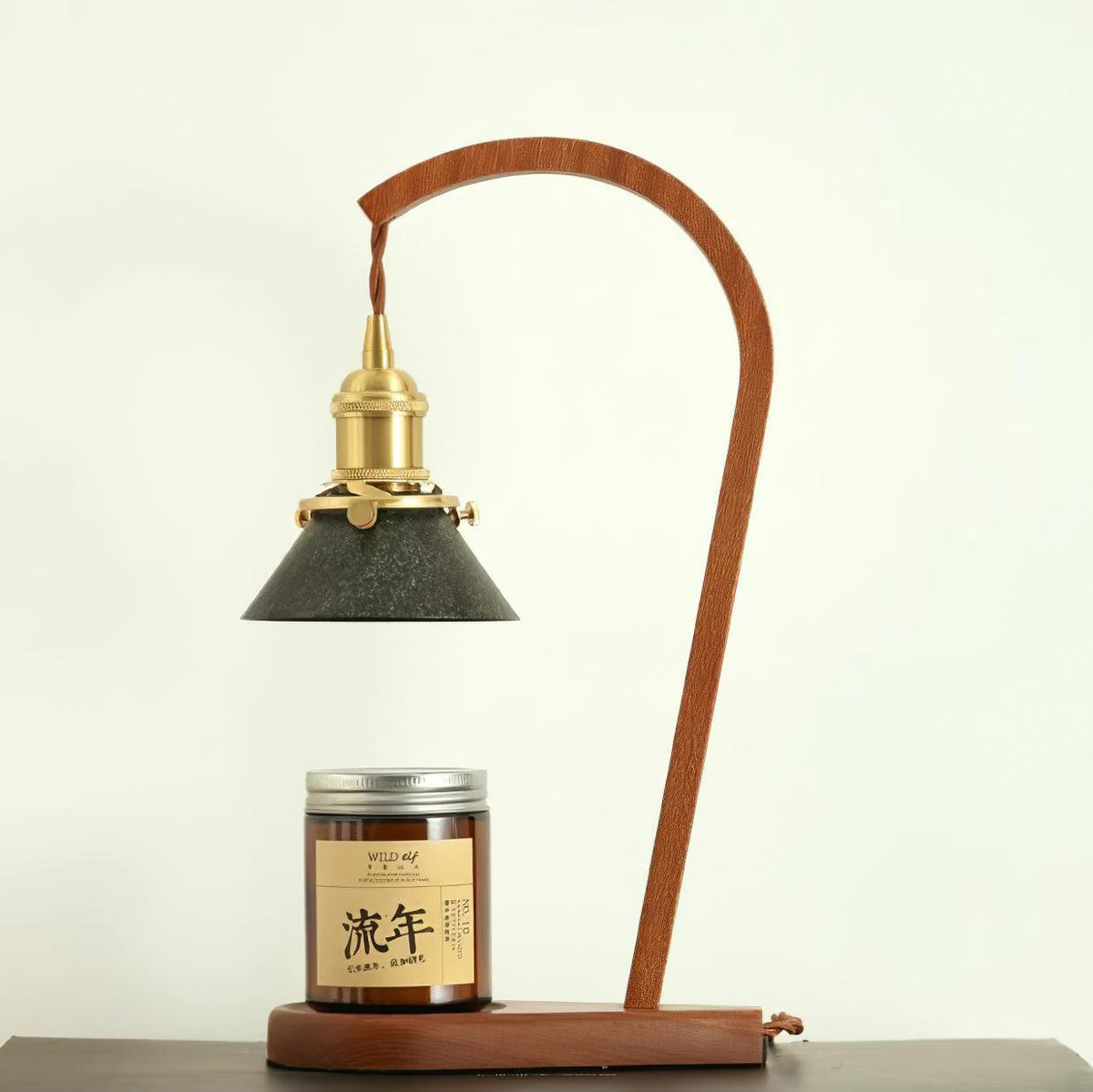Aldorira Tischlampe aus Holz im Mid-Century-Moderner Stil