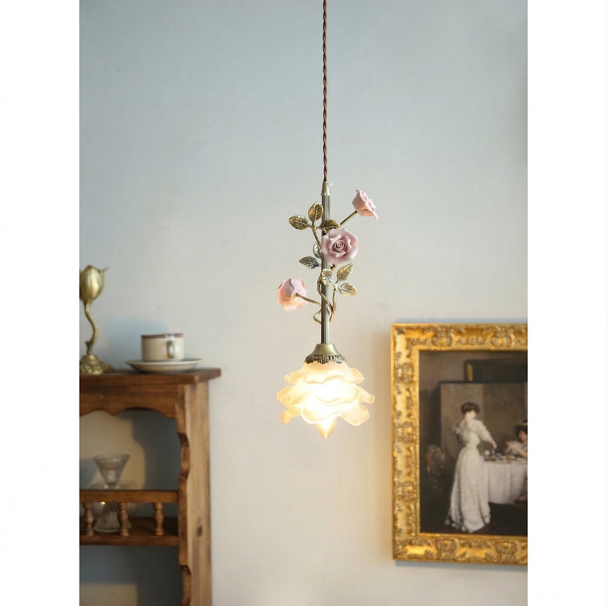 Avenoielle Pendelleuchte mit floraler Blumendekoration
