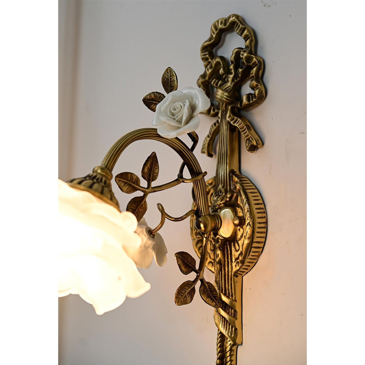 Valmora Wandleuchte Bronze Art Nouveau Wohnzimmer | Cielum