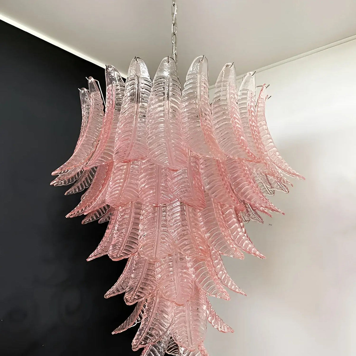 Liorisian Kronleuchter Pink Murano-Glasblätter Kaskaden Romantisch