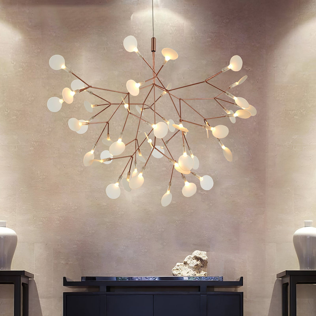 Auroreon Kronleuchter Roségold Firefly LED Ast