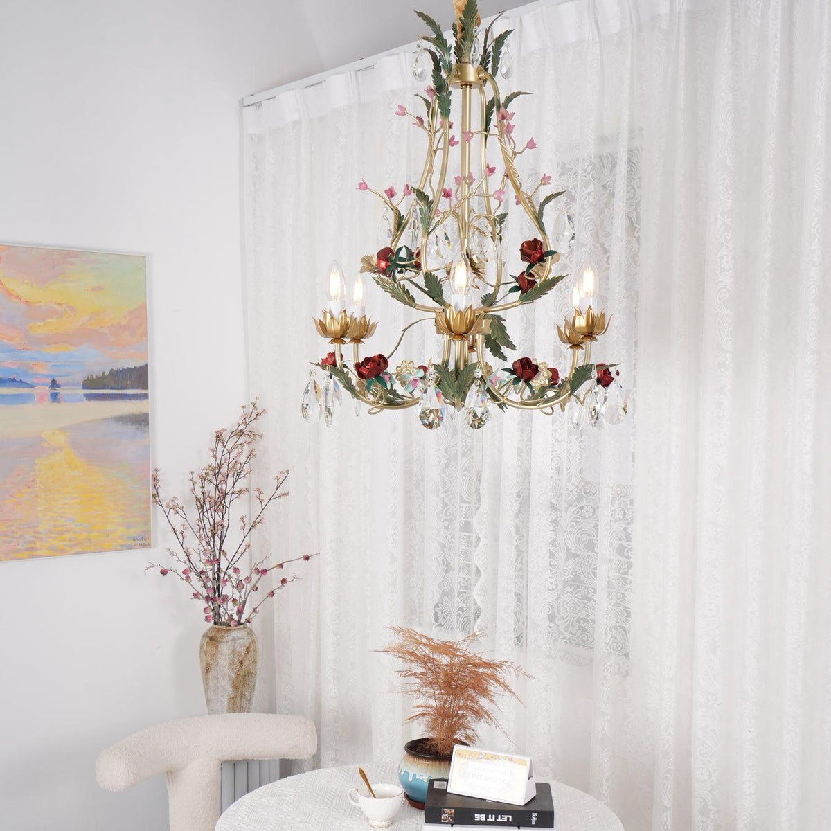 Selarella Kronleuchter aus Messing mit floralen Rosen und Kristallkerzen