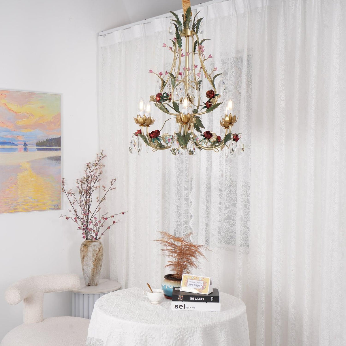Selarella Kronleuchter aus Messing mit floralen Rosen und Kristallkerzen