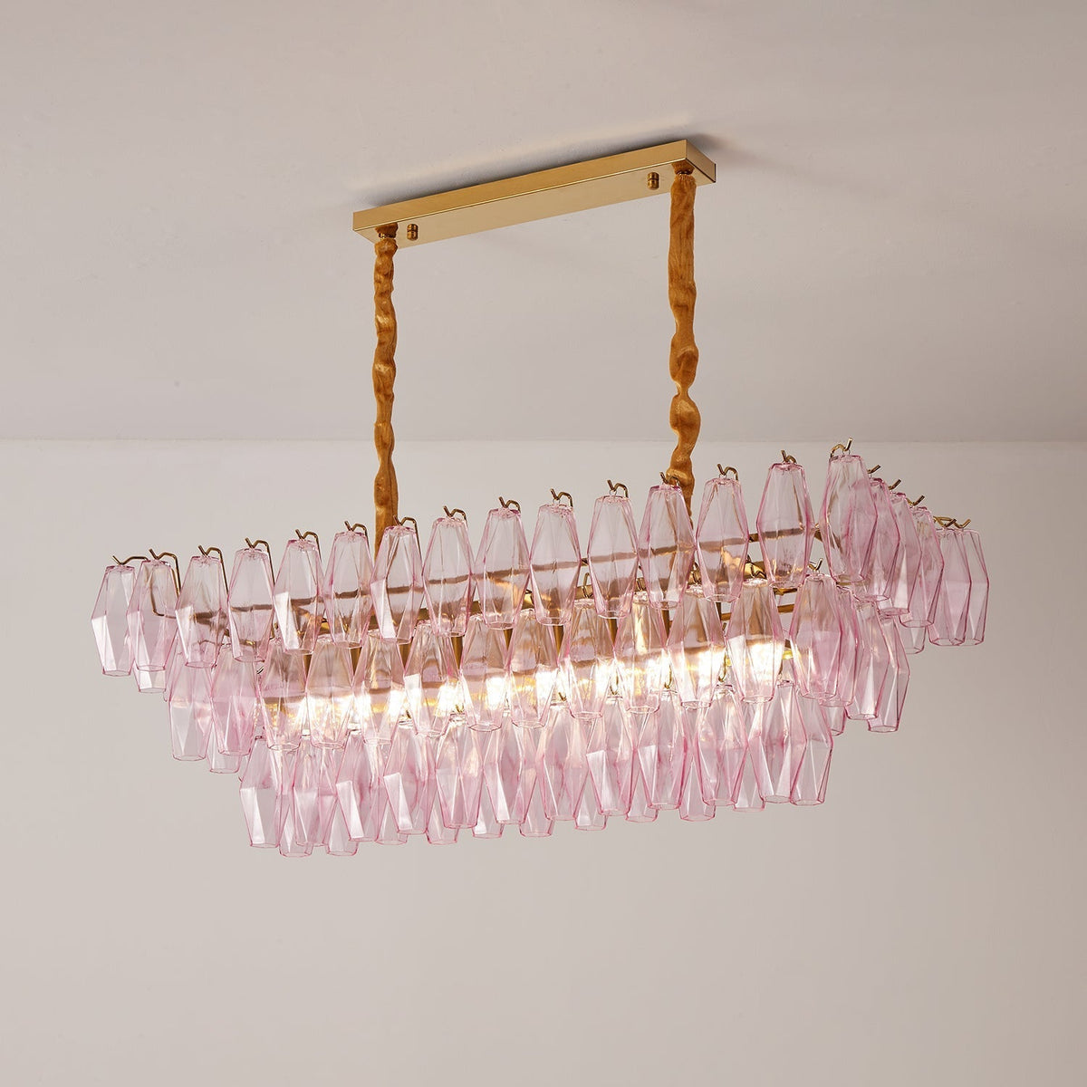 Eireora Kronleuchter aus Rose-Prismenglas mit mehrschichtigem rechteckigem Lampenschirm
