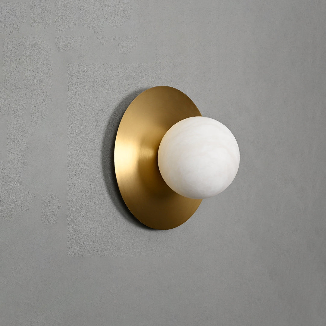 Eirueria Alabaster Wandleuchte in Kugel