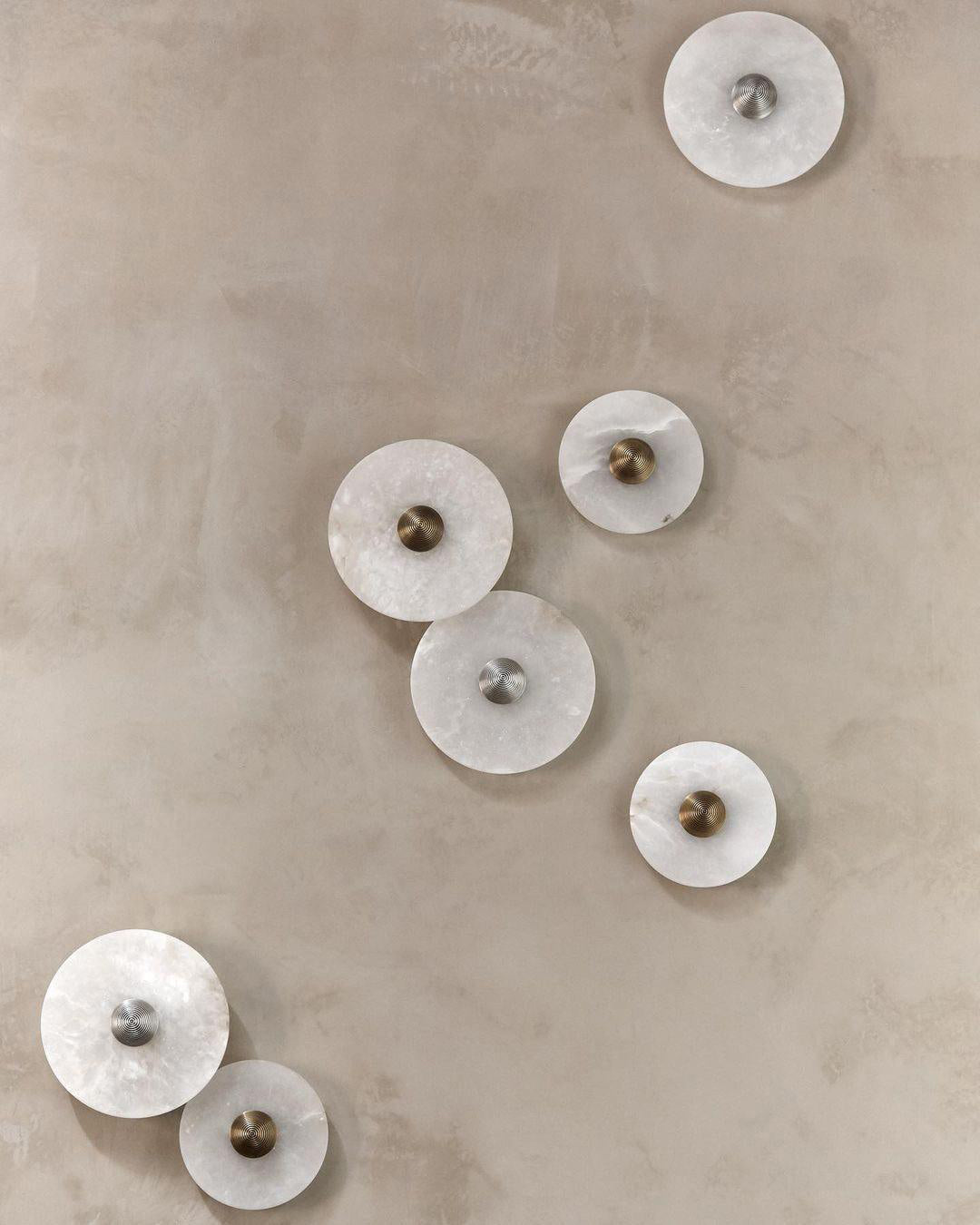 Apollo runde Wandleuchte aus Alabaster