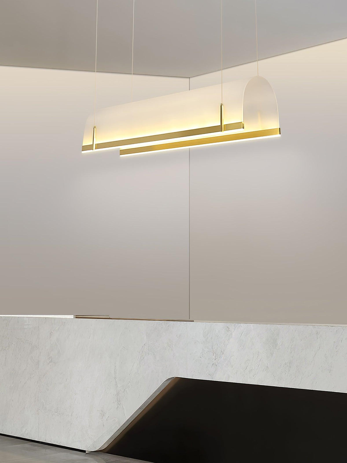 Cevinen lineare Pendelleuchte in Gold