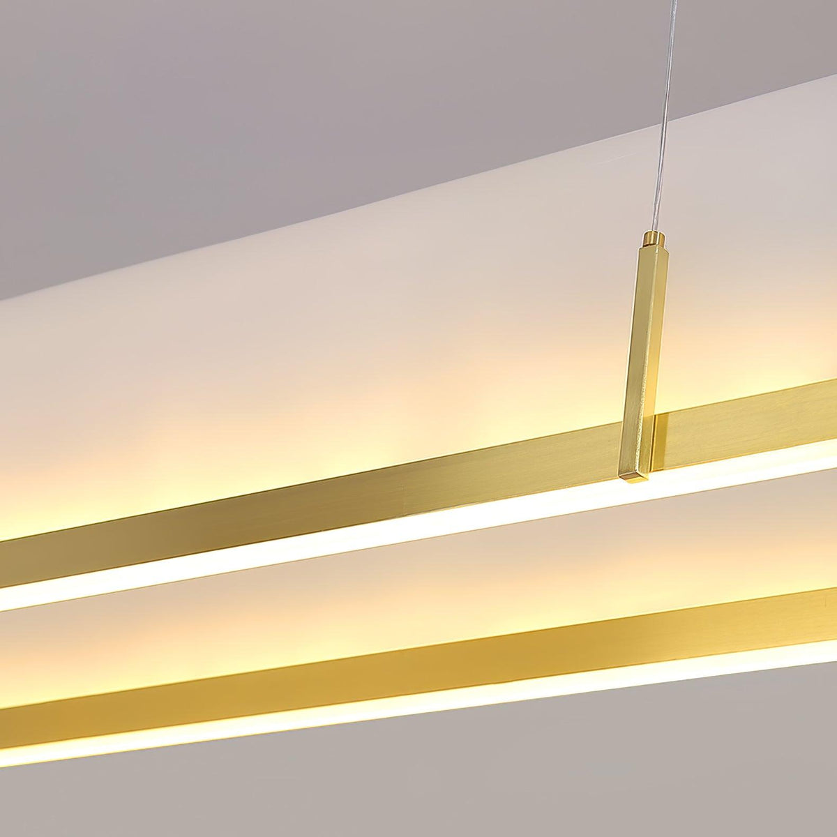Cevinen lineare Pendelleuchte in Gold