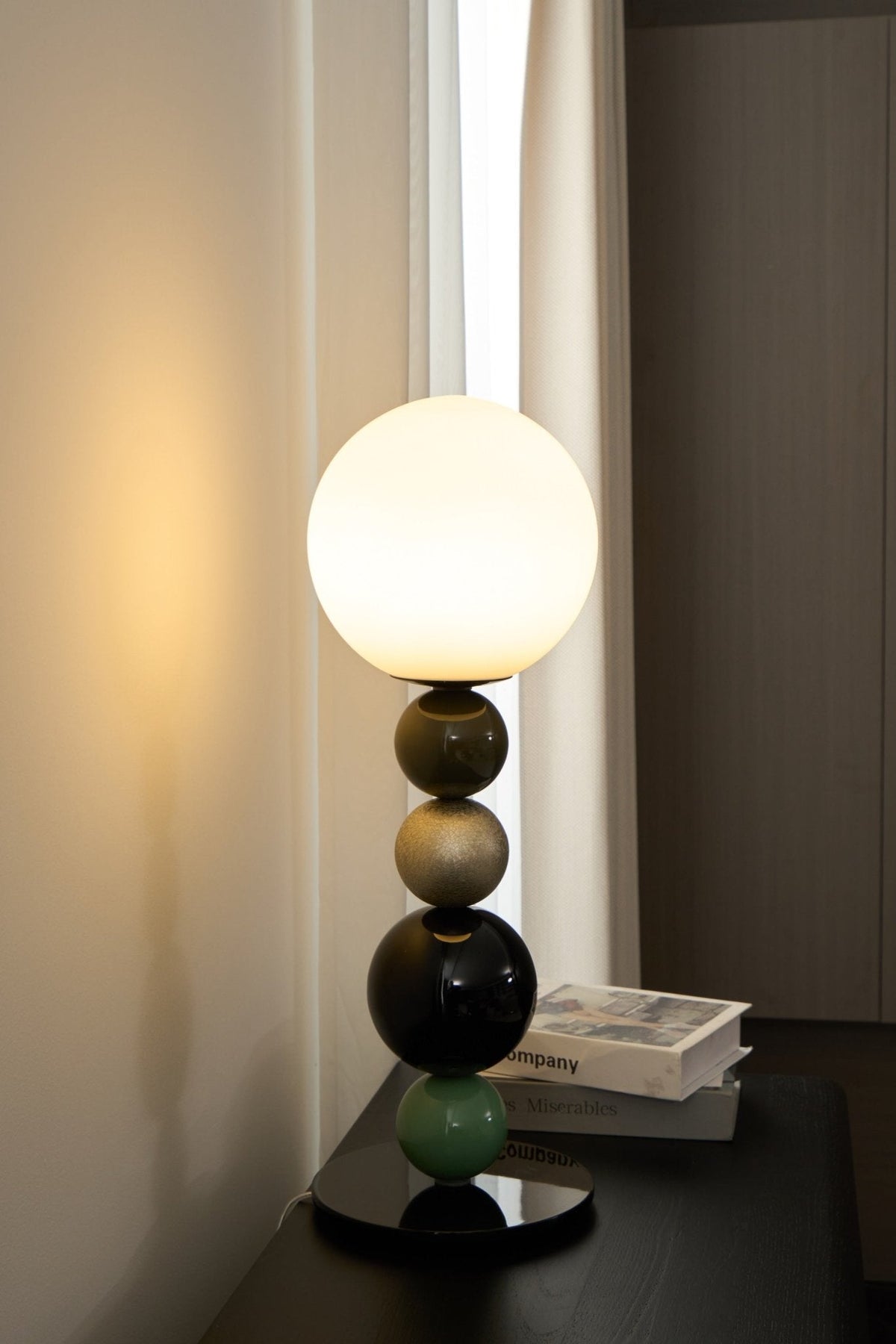 Orbital Kugeln Stacking Tischleuchte