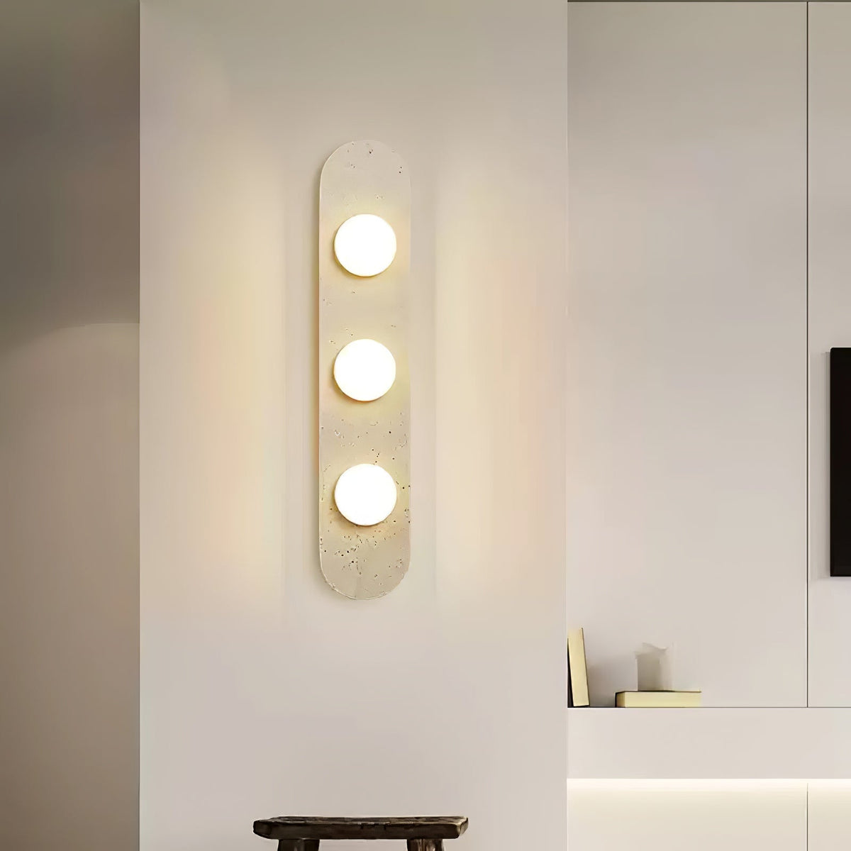 Zasoliel Minimalistische Travertin-Wandleuchte in Gelb