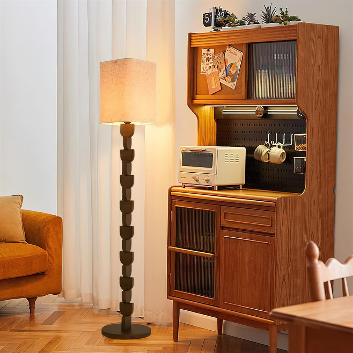 Rinoreria Holz-Stehleuchte