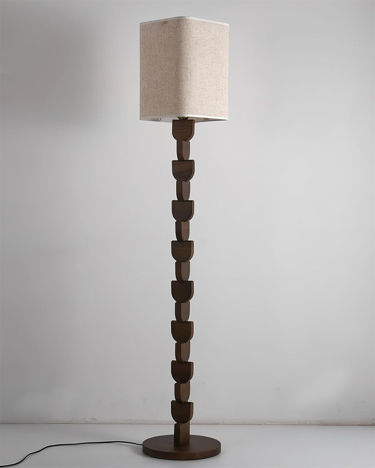 Rinoreria Holz-Stehleuchte