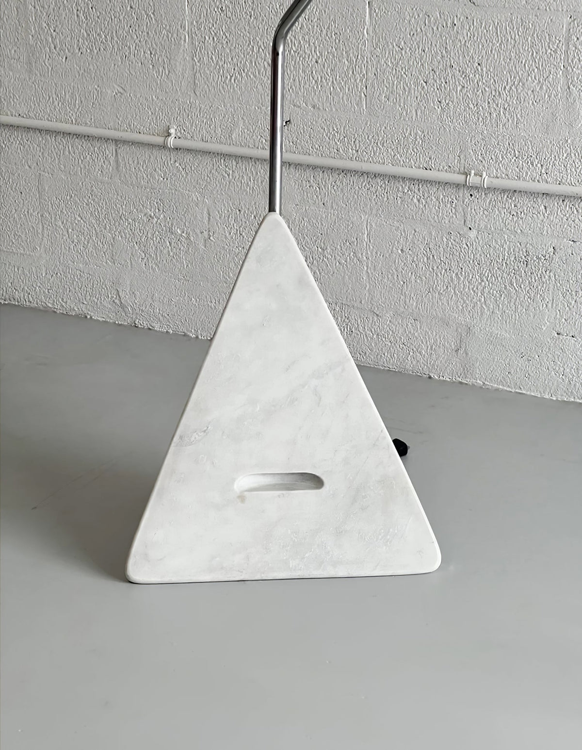 Olvenel Stehleuchte aus Chrom-Marmor