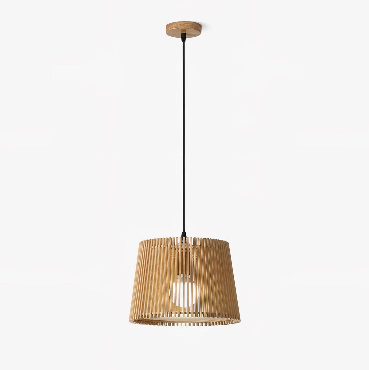 Clou Pendelleuchte aus Holz im Retro-Stil