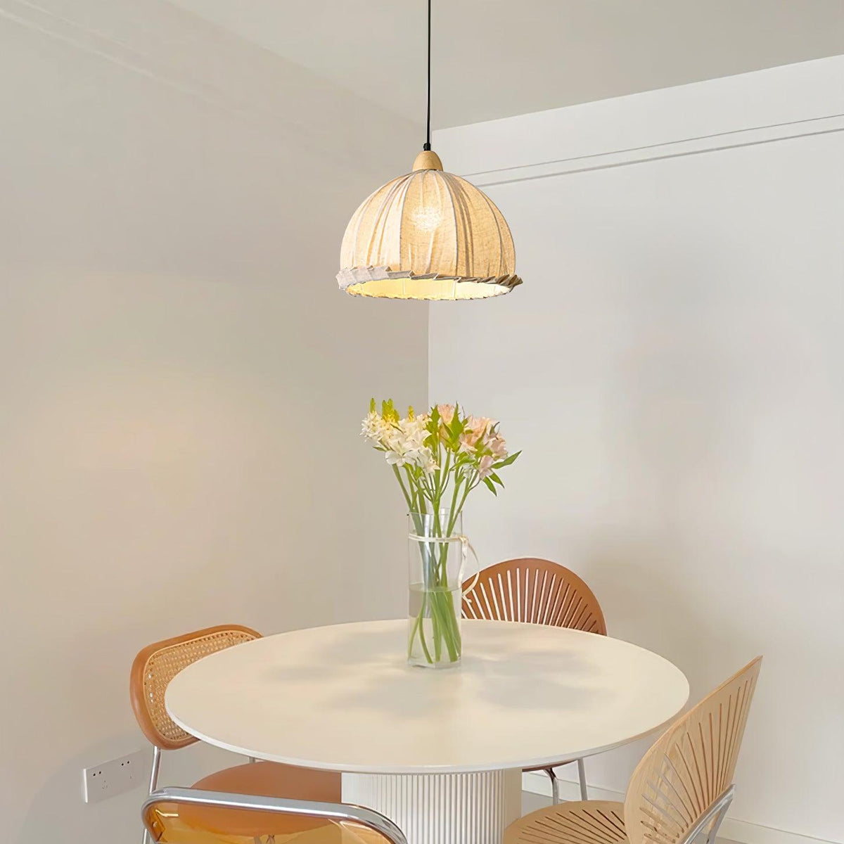 Shell Minimalistische Pendelleuchte aus Holz