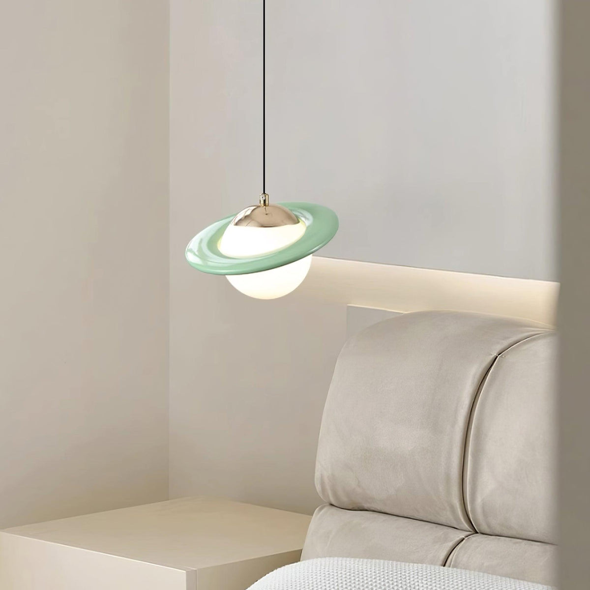 Nuvana Pendelleuchte aus Glas und PC