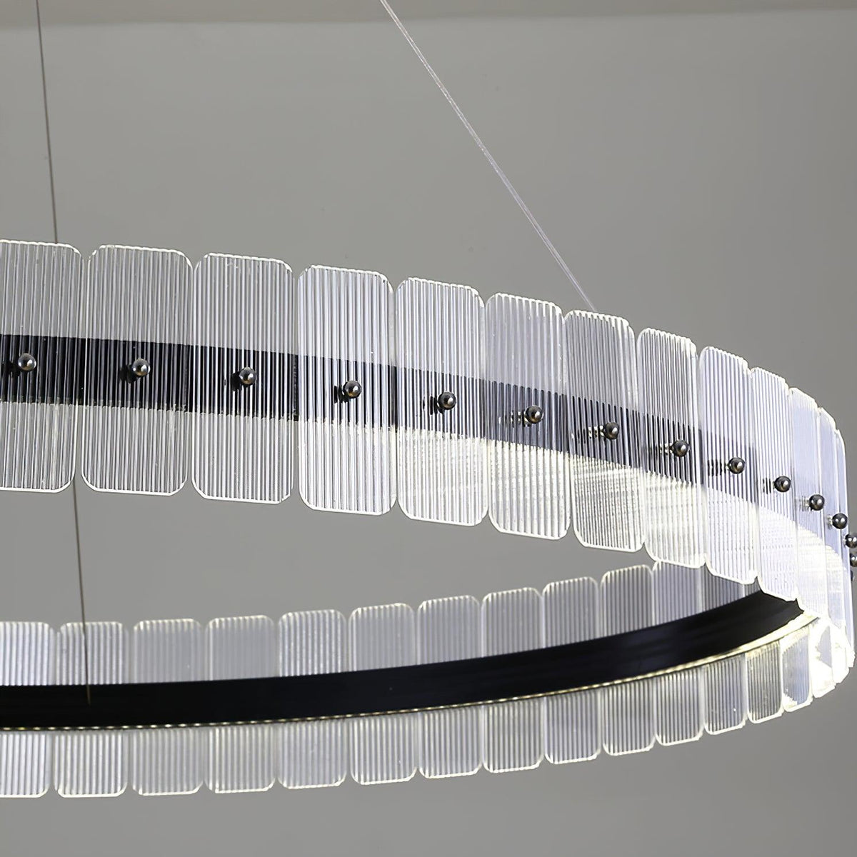 Kynell Kronleuchter Saturno LED mit Acryl-Blöcken