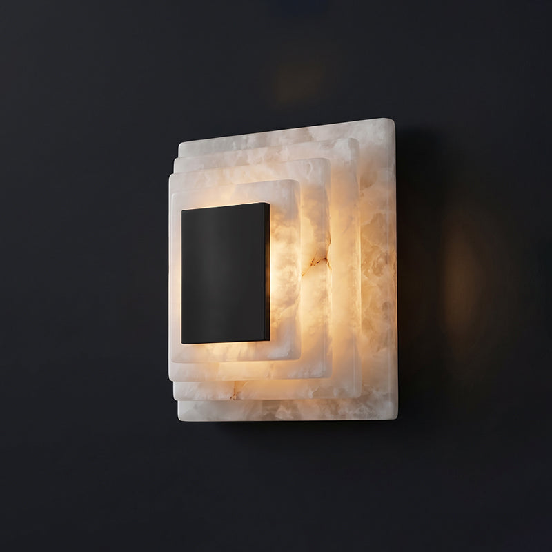 Sedgemere Gestufte Alabaster-Wandleuchte