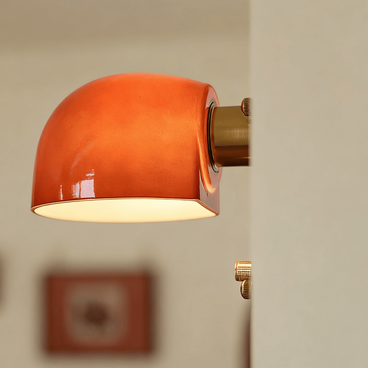 Rufus Scarlet Dome Wandleuchte