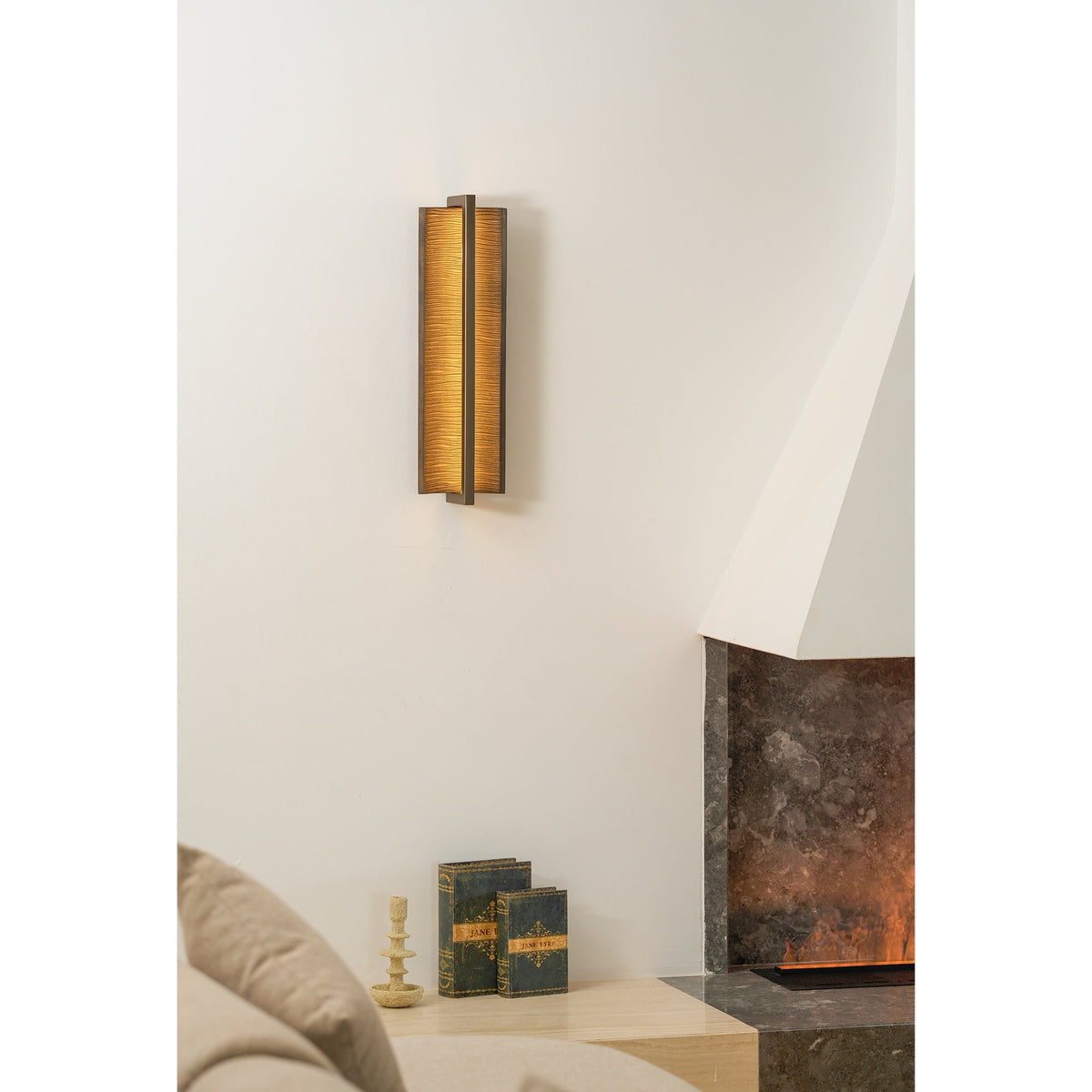 Varlienne Wandleuchte Bronze Resin Linear Rippen zeitgenössisch Bad Schlafzimmer | Cielum