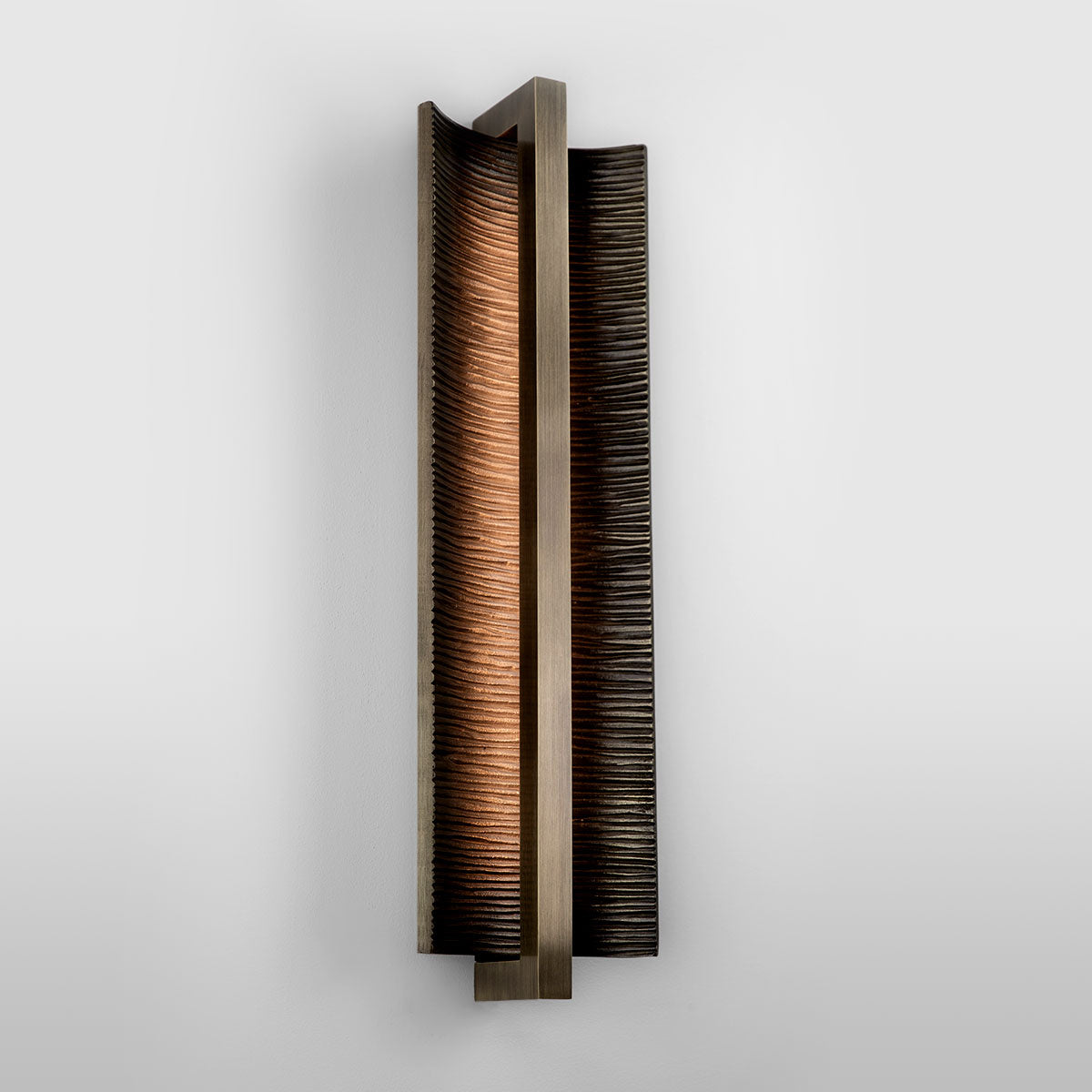Varlienne Wandleuchte Bronze Resin Linear Rippen zeitgenössisch Bad Schlafzimmer | Cielum