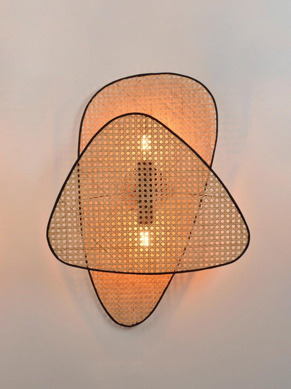 Caneira Art Natural Cannage Bamboo Wandleuchte