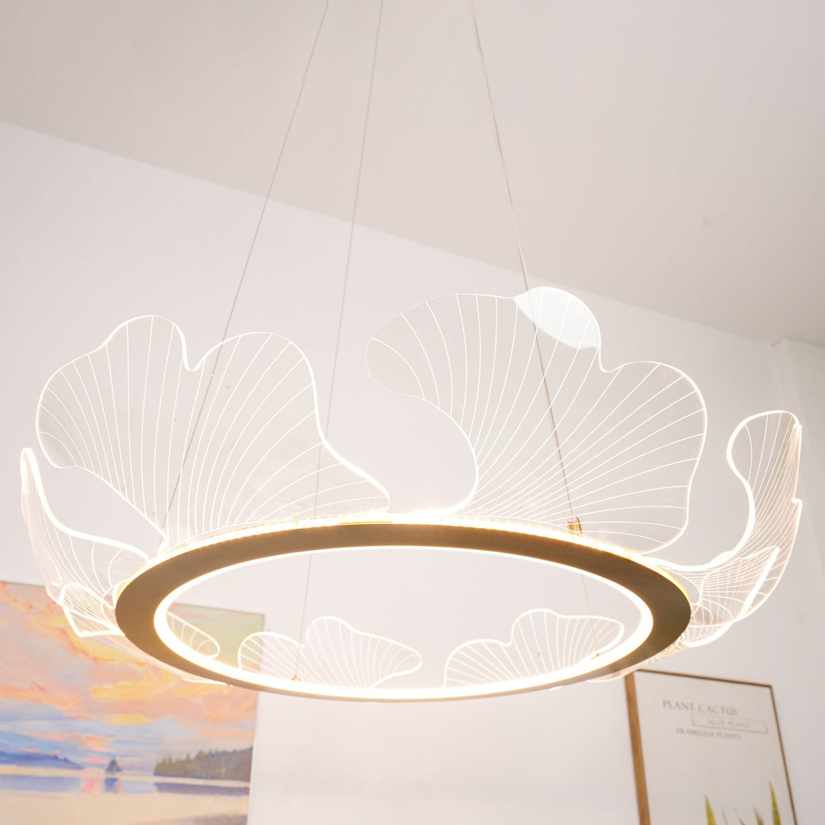 Lucisora Pendelleuchte aus mattiertes Acryl mit floraler Ringstruktur