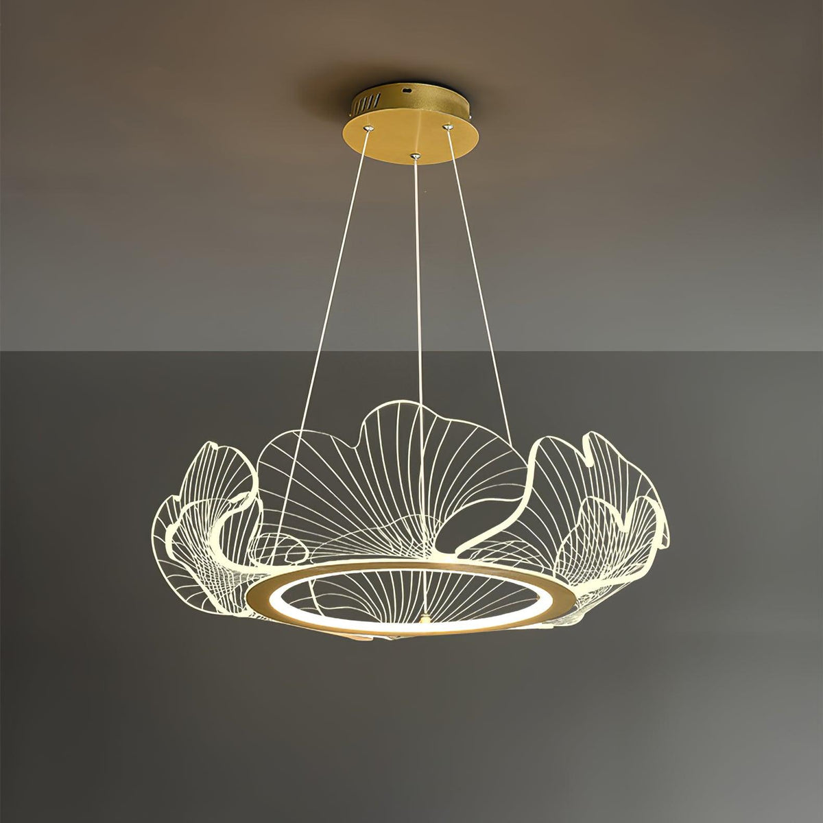 Lucisora Pendelleuchte aus mattiertes Acryl mit floraler Ringstruktur