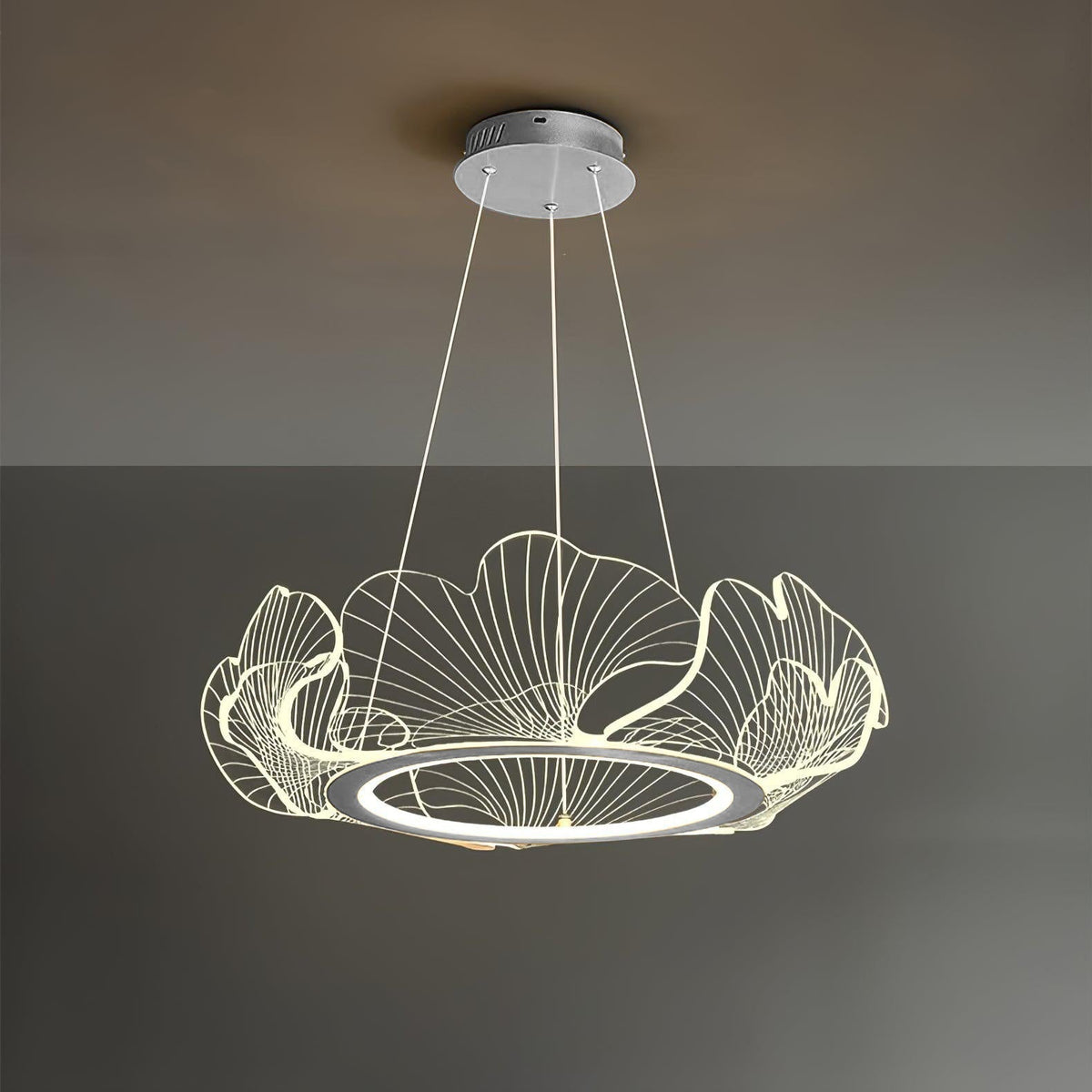 Lucisora Pendelleuchte aus mattiertes Acryl mit floraler Ringstruktur